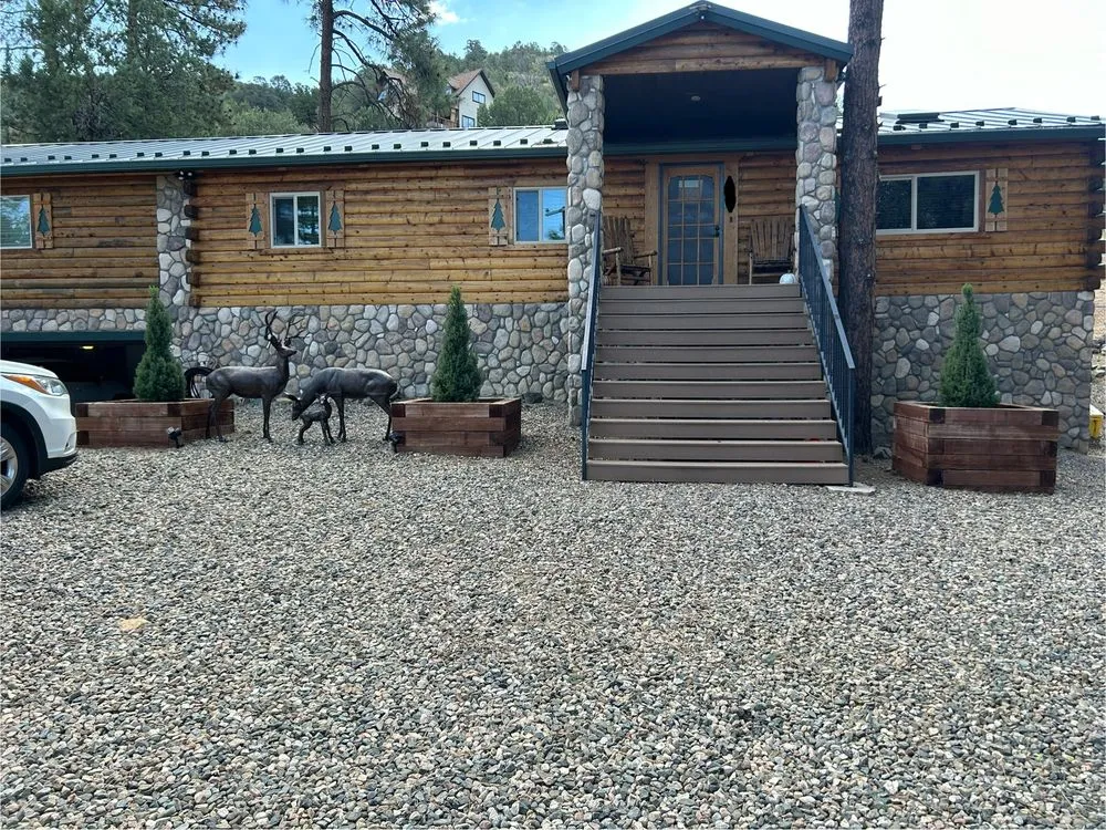 Top-rated lawn care service in Prescott Valley, AZ - Mannys Landscaping & Maintenance