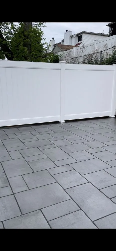 Top-rated yard maintenance in Staten Island, NY - Manny's Landscaping & Masonry