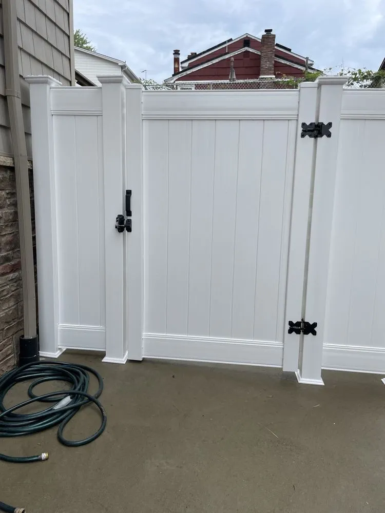 Trusted lawn care service for beautiful yards across Staten Island, NY - Manny's Landscaping & Masonry