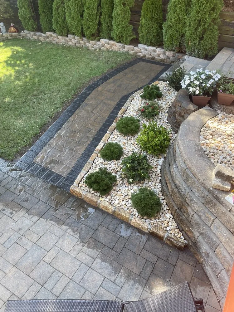 Top-rated lawn care service in Staten Island, NY by Manny's Landscaping & Masonry
