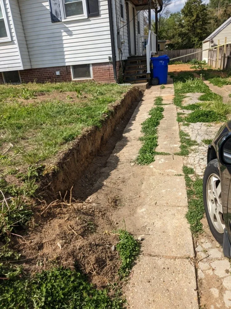 Professional lawn care service experts serving Adelphi, MD - Manny's Landscaping