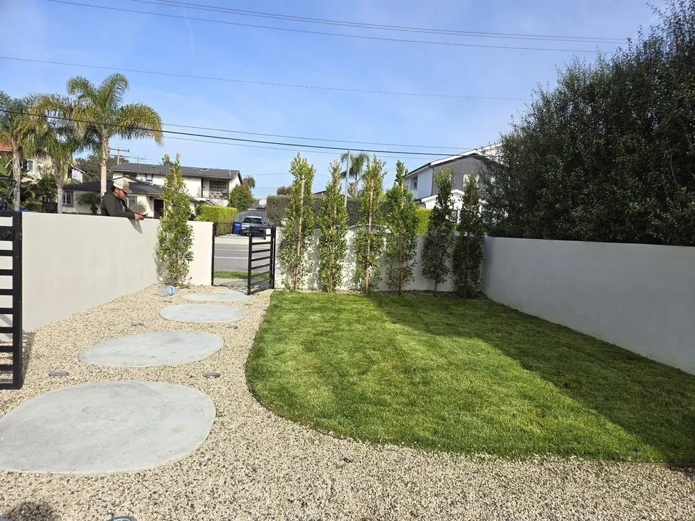 Affordable landscaping services experts serving Los Angeles, CA - Manny's Landscaping