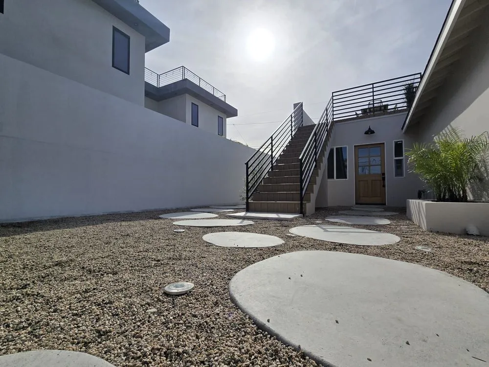 Local yard maintenance in Los Angeles, CA by Manny's Landscaping