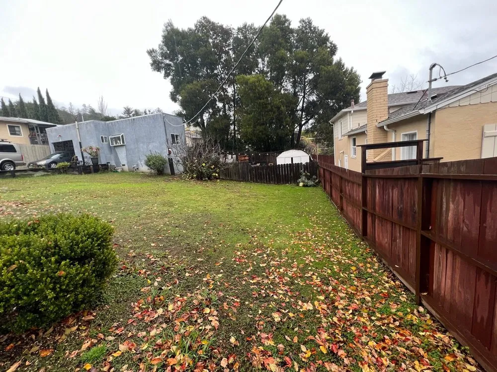 Local yard maintenance in Oakland, CA - Manny's Landscaping