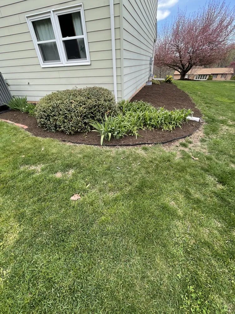 Top-rated yard maintenance in Steelton, PA - Manny’s Landscaping