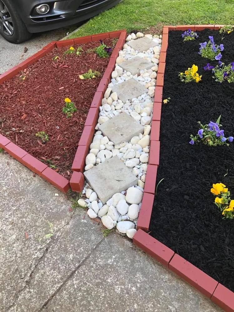 Expert yard cleanup service experts serving Franklin, TN - Mannys Landskaping