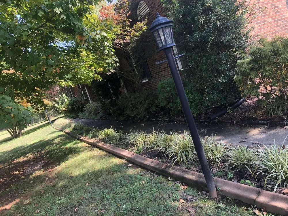 Trusted residential landscaping in Franklin, TN by Mannys Landskaping
