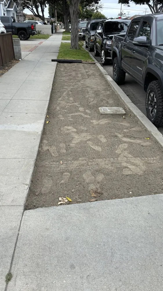 Trusted residential landscaping for residential properties across Long Beach, CA - Manny's Turf Solutions