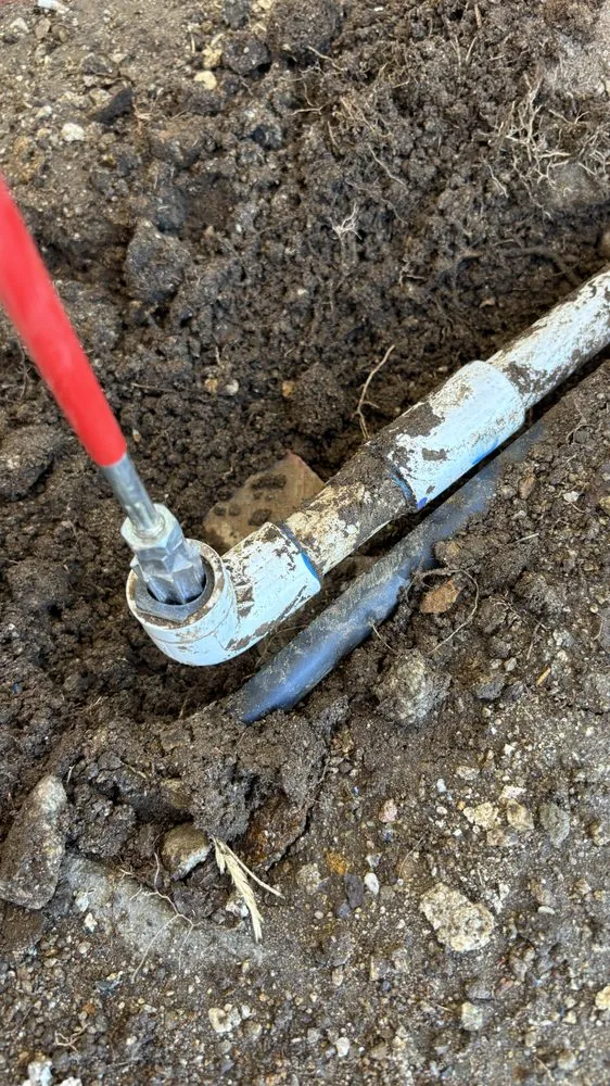 Top-rated lawn mowing service for year-round maintenance across Long Beach, CA - Manny's Turf Solutions