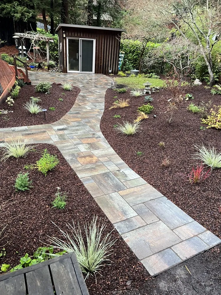 Expert outdoor landscaping in Watsonville, CA - Mannyscape