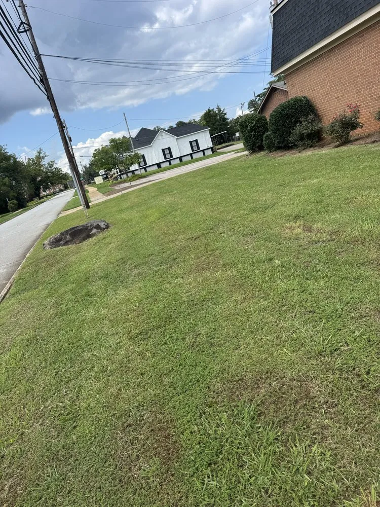 Top-rated garden landscaping in LaGrange, GA - Man's Asap landscaping And Handyman Services