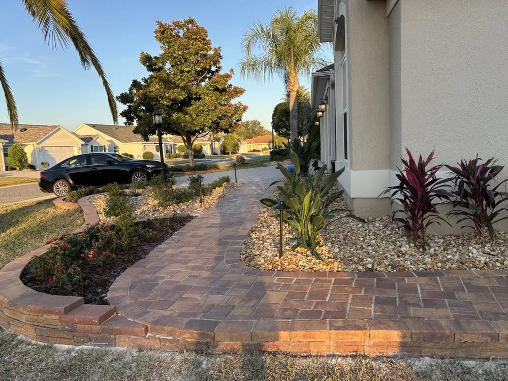 Expert lawn care service experts serving Yalaha, FL - Mansfield Landscaping