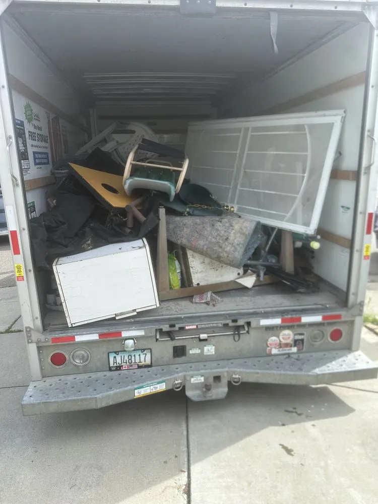 Local landscaping services for beautiful yards across Vallejo, CA - Mantasic Cleaning Service