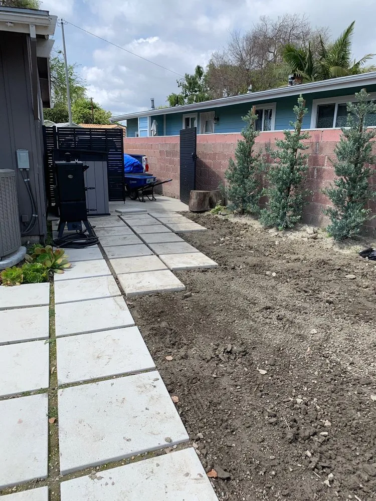 Custom landscaping services experts serving Los Angeles, CA - Mantis Landscaping