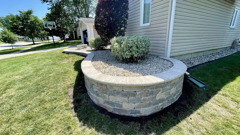 Reliable residential landscaping experts serving Waukegan, IL - Manuel Brick Paving & Landscaping