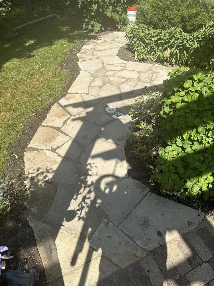 Top-rated lawn care service experts serving Waukegan, IL - Manuel Brick Paving & Landscaping