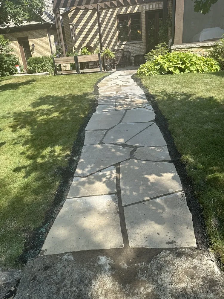 Local lawn mowing service experts serving Waukegan, IL - Manuel Brick Paving & Landscaping