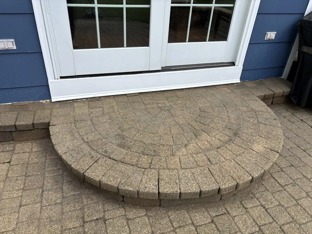 Reliable garden landscaping in Waukegan, IL by Manuel Brick Paving & Landscaping