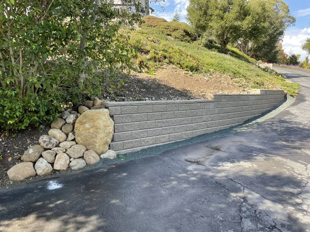 Expert landscaping services for homes in Ojai, CA by Manuel Cisneros Landscape Design