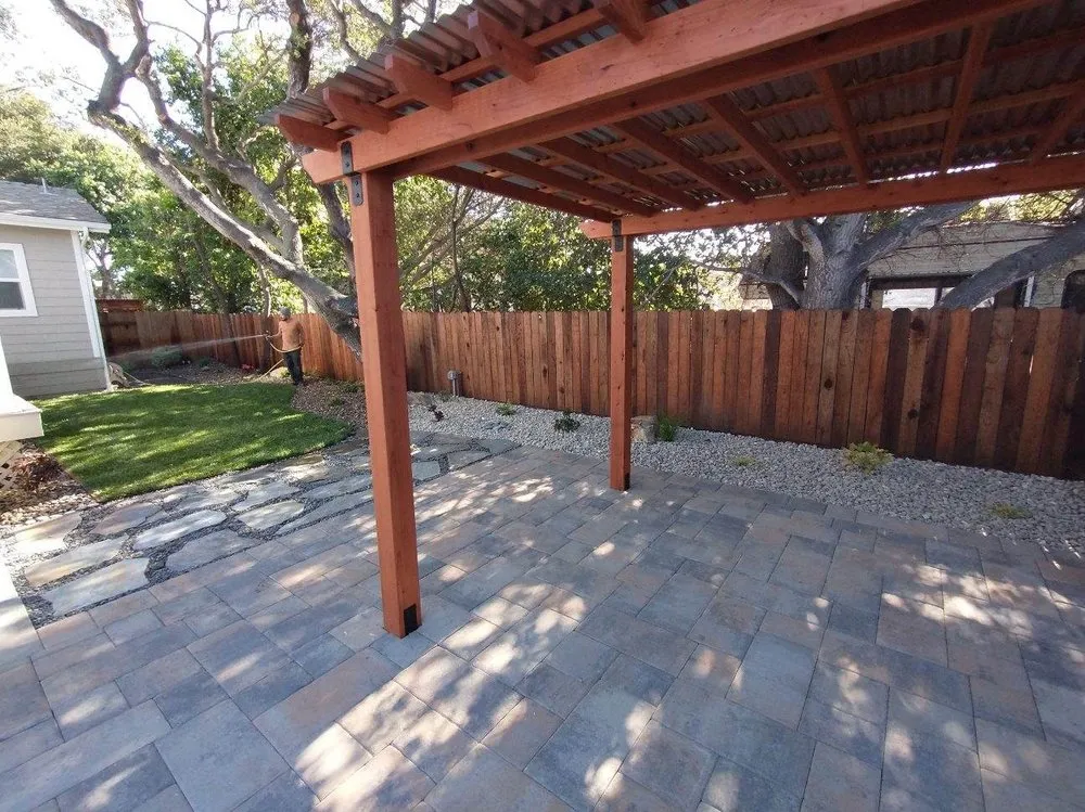 Expert outdoor landscaping in Ojai, CA by Manuel Cisneros Landscape Design