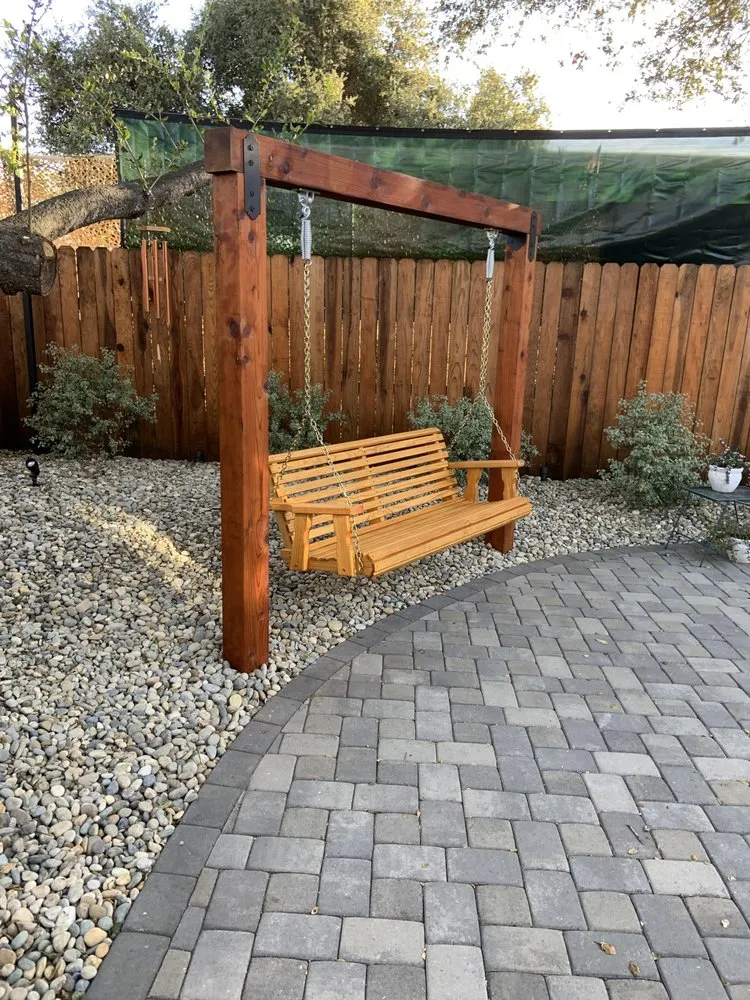 Expert yard cleanup service in Ojai, CA - Manuel Cisneros Landscape Design