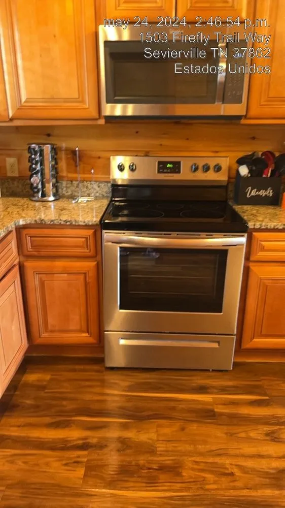 Top-rated landscape design in Sevierville, TN - Manuel Cleaning