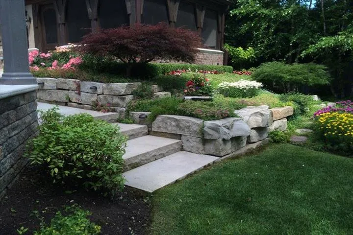 Trusted outdoor landscaping in Gurnee, IL - Manuel Guzman Landscaping