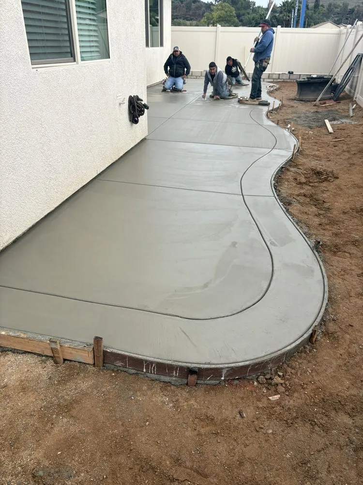 Expert lawn mowing service for beautiful yards across Poway, CA - Manuel Landscape