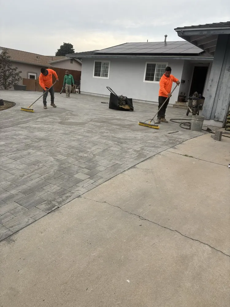 Reliable lawn mowing service in Poway, CA - Manuel Landscape