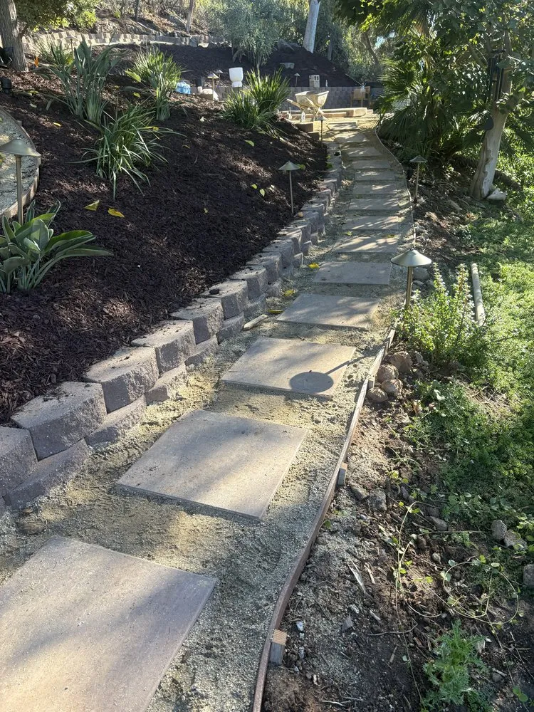 Expert yard maintenance in Poway, CA - Manuel Landscape