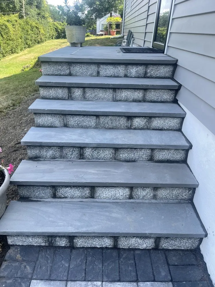 Reliable outdoor landscaping in Wappinger Falls, NY - Manuel Landscaper Construction