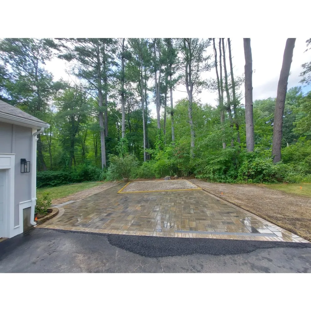 Reliable yard cleanup service experts serving Methuen, MA - Manuel Landscapes