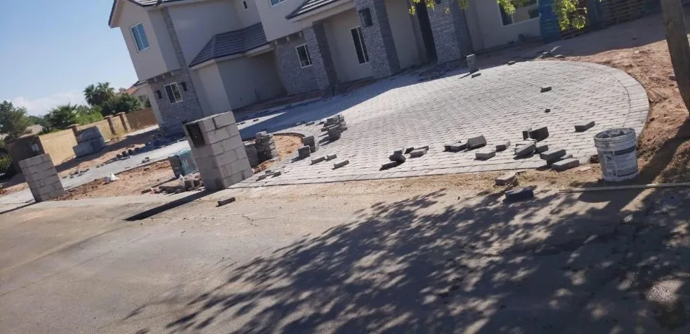 Affordable outdoor landscaping experts serving Buckeye, AZ - Manuel Landscaping