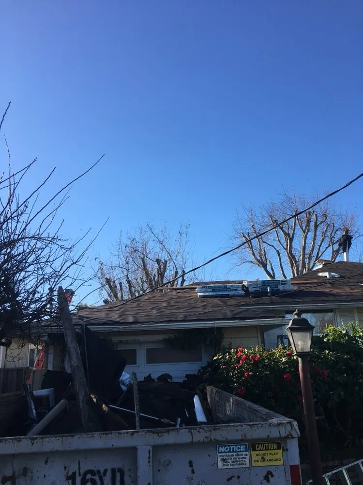 Expert garden landscaping in Redwood City, CA by Manuel Landscaping