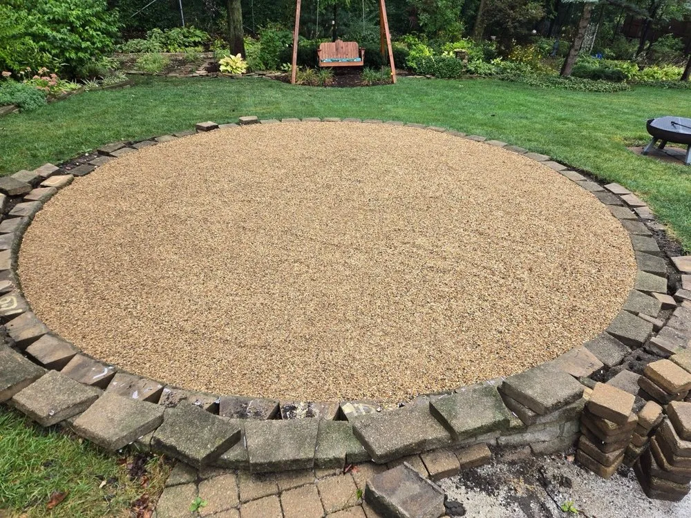 Expert lawn care service in Romeoville, IL - Manuel Landscaping