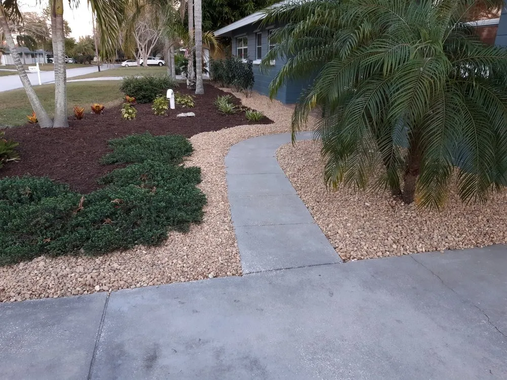 Affordable landscape design in Bradenton, FL by Manuel Landscaping Service
