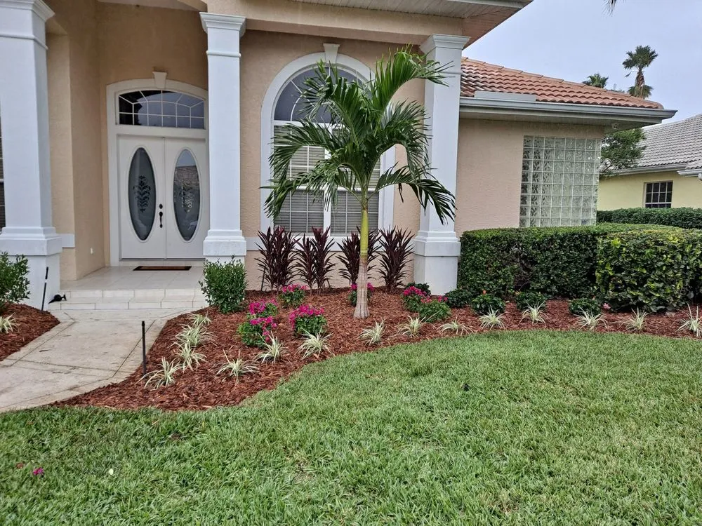 Trusted residential landscaping in Bradenton, FL by Manuel Landscaping Service