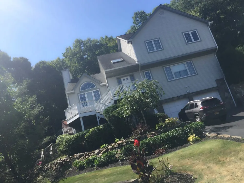 Custom landscaping services experts serving Ossining, NY - Manuel T Landscaping & Construction