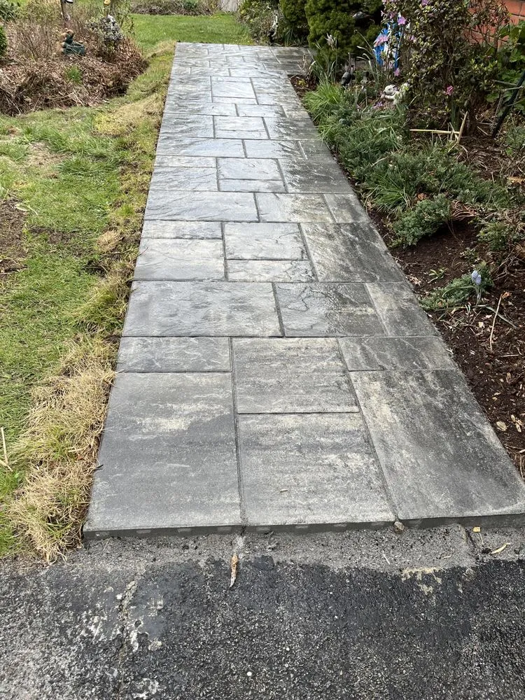 Reliable lawn care service near you in Peekskill, NY by Manuels Fence and Construction