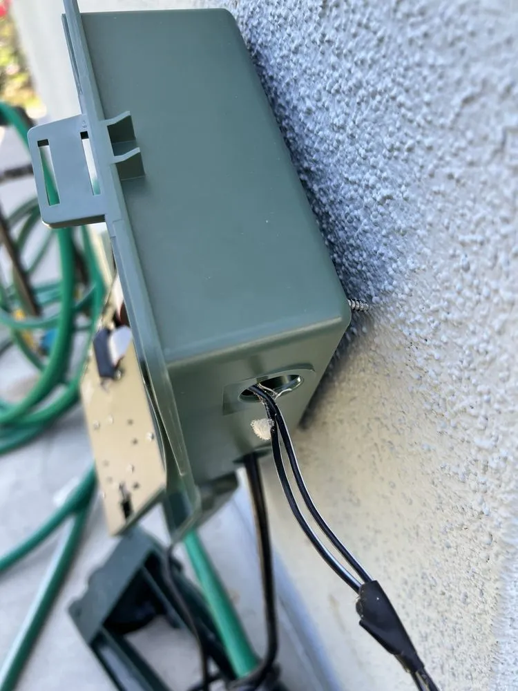 Expert garden landscaping in West Covina, CA by Manuel's Gardening