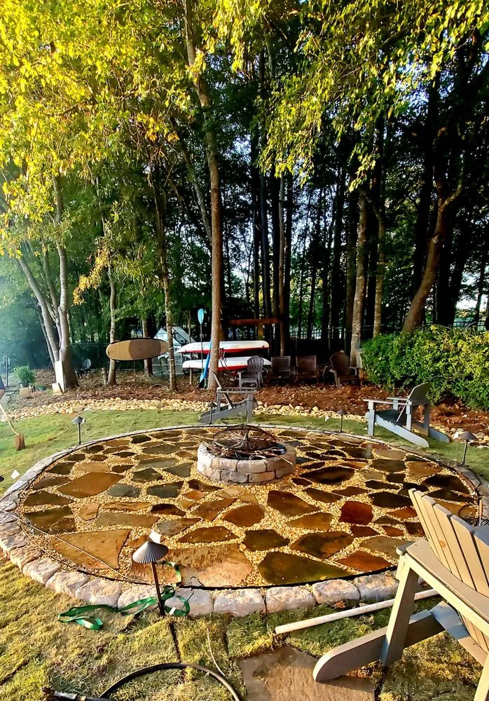 Top-rated lawn mowing service for beautiful yards across Newnan, GA - Manuel's Lawnscape