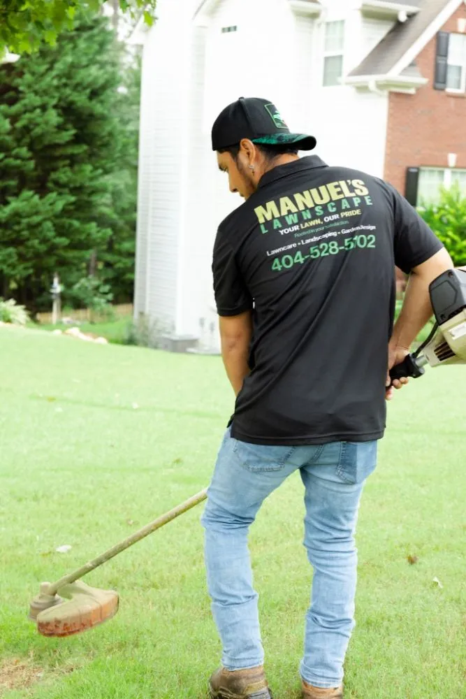 Reliable landscaping services experts serving Newnan, GA - Manuel's Lawnscape
