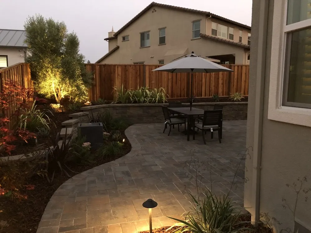 Custom landscaping services experts serving Santa Rosa, CA - Manzanita Landscape & Construction
