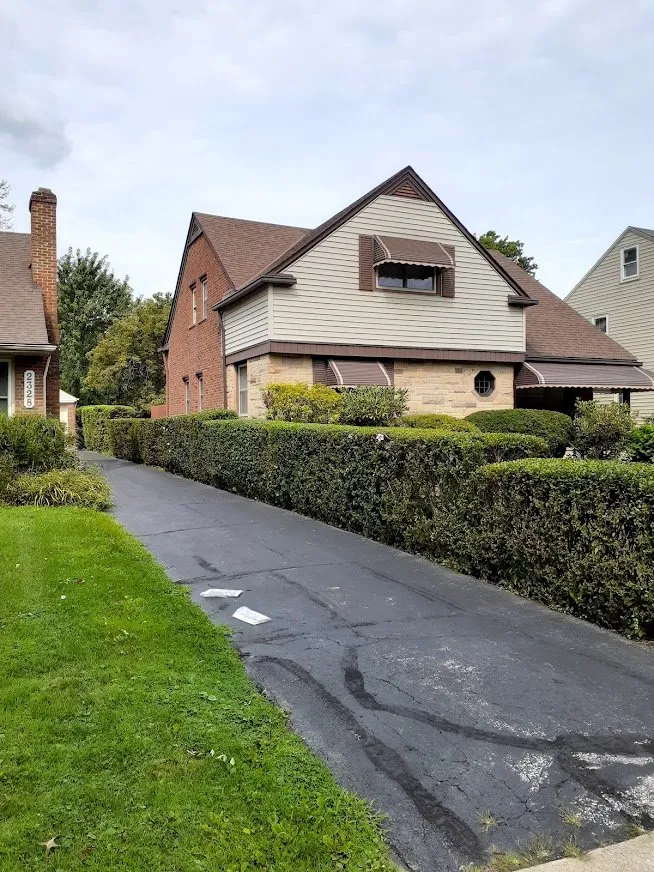 Trusted lawn mowing service in South Euclid, OH by Manzo Landscaping