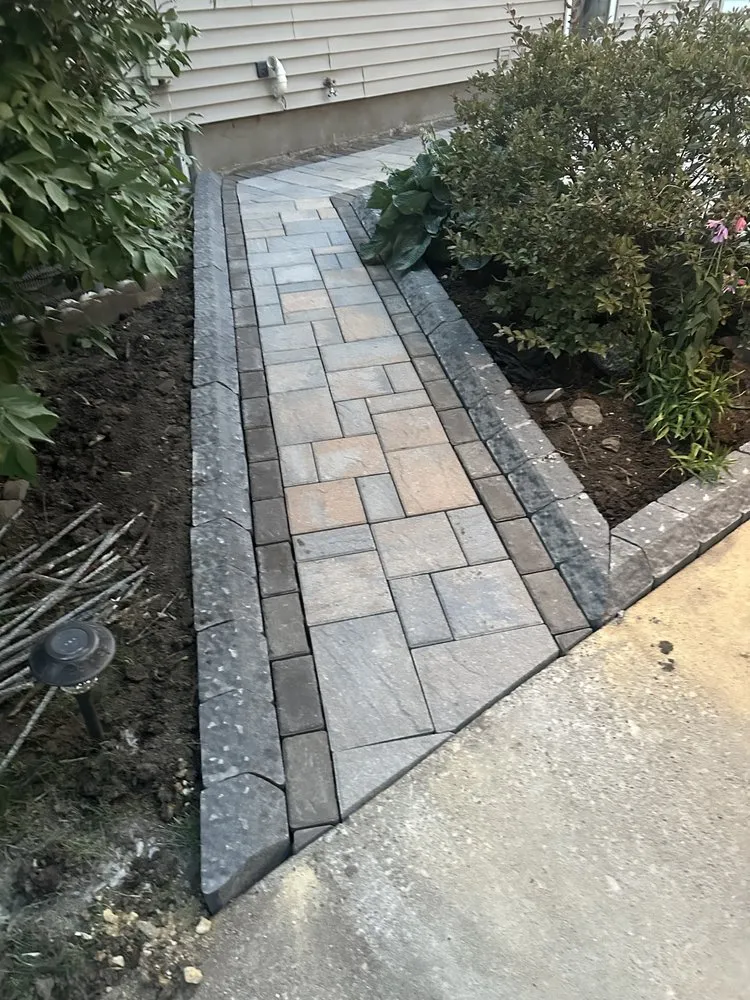 Custom outdoor landscaping in Clinton, IA by MAP Landscape