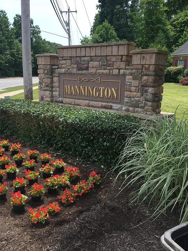 Professional lawn mowing service experts serving Accokeek, MD - Maple Hill Lawn & Garden