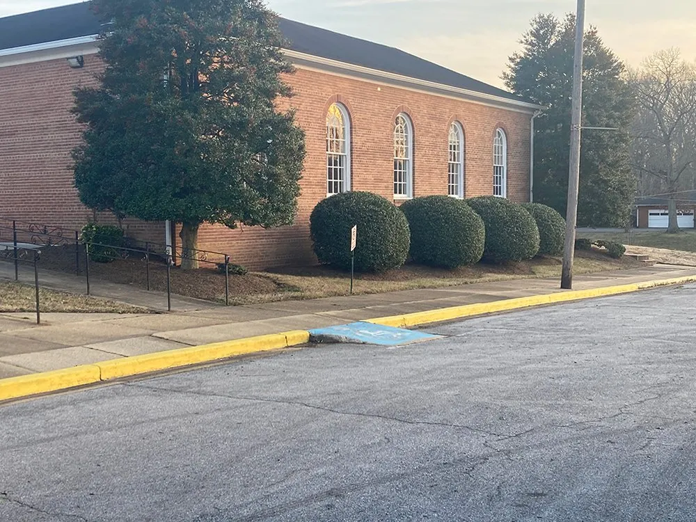 Professional yard cleanup service with custom design across Accokeek, MD - Maple Hill Lawn & Garden