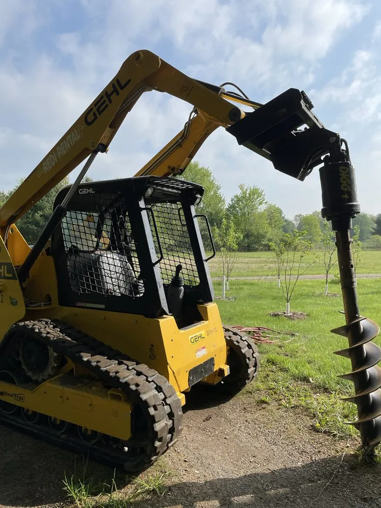 Expert yard cleanup service experts serving Nunica, MI - Maple Island Landscaping