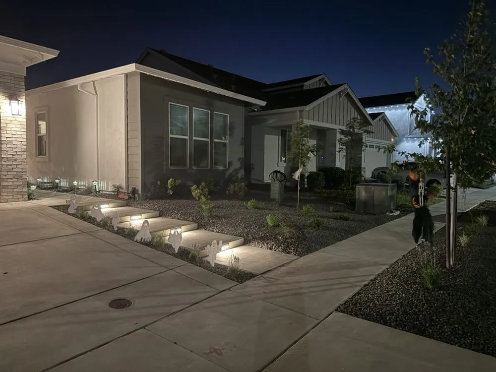 Reliable lawn care service in Sacramento, CA - Maple Landscaping