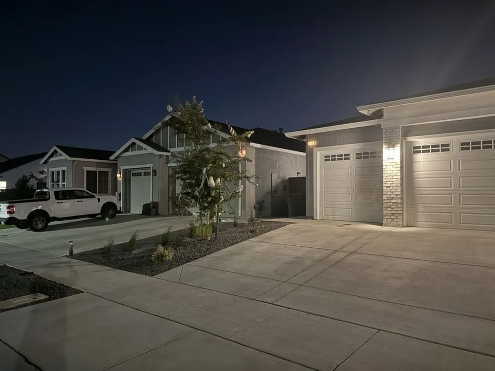 Professional lawn care service with custom design in Sacramento, CA by Maple Landscaping